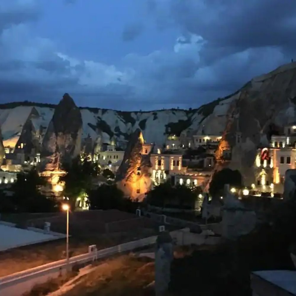 Bedrock Cave Hotel - Yetişkin Oteli