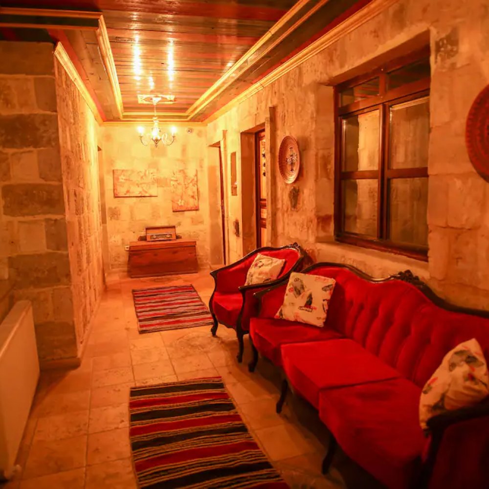 Bedrock Cave Hotel - Yetişkin Oteli
