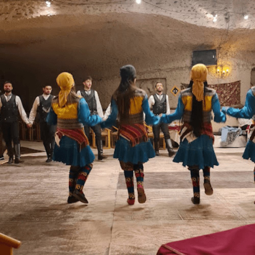 Halayhan Kaya Restaurant Türk Gecesi