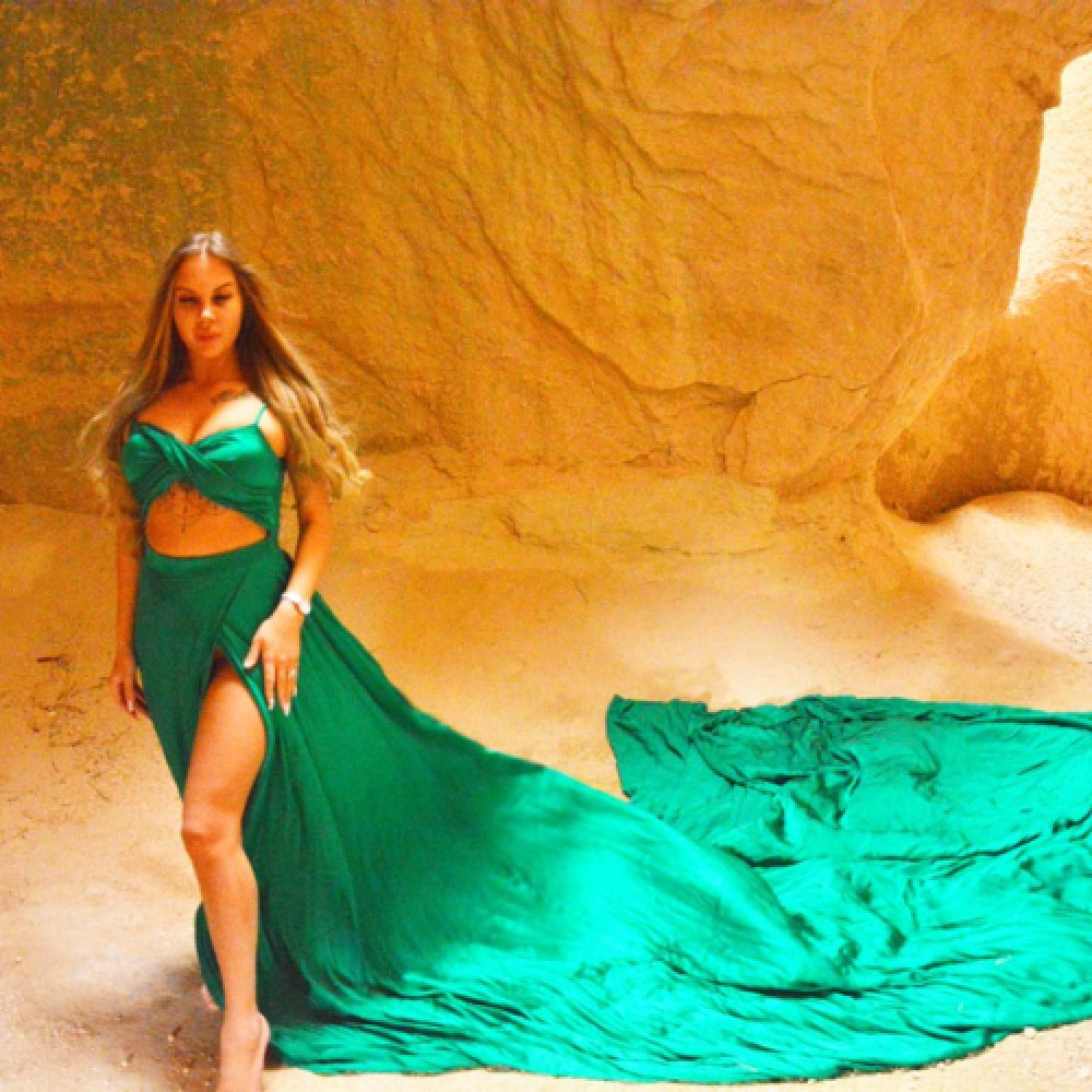 Kapadokya Gün Batımı Uçan Elbise Fotoğraf Çekimi