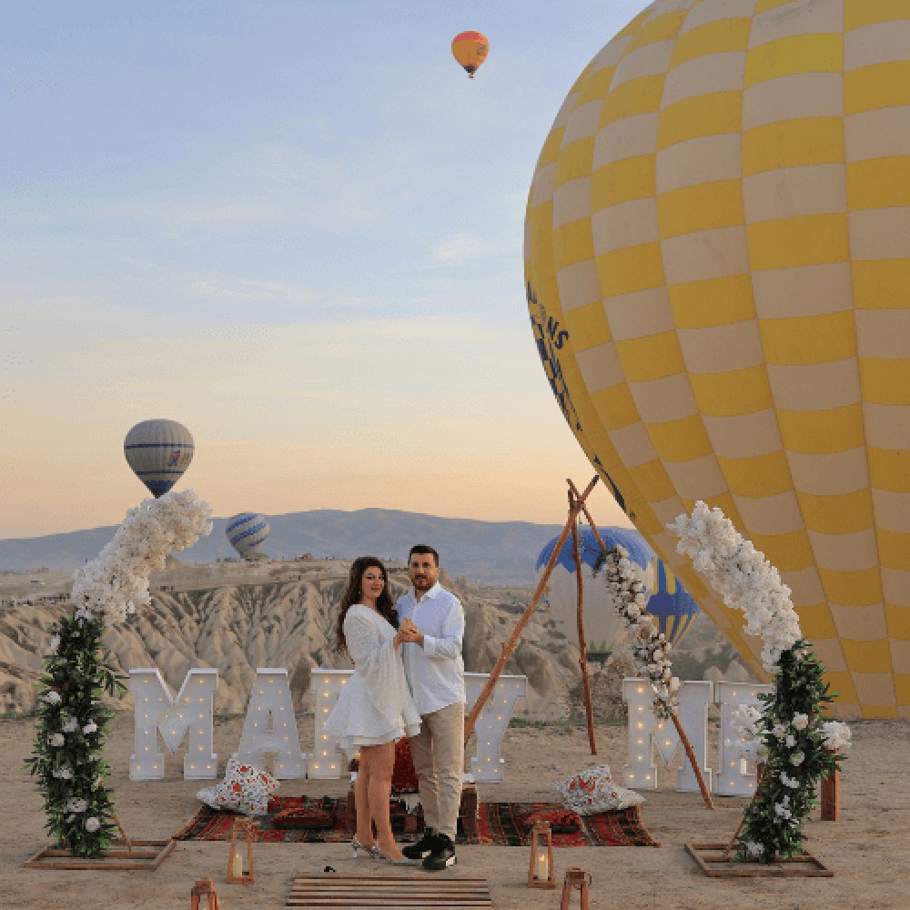 Kapadokya Gün Doğumunda Platinum Evlilik Teklifi