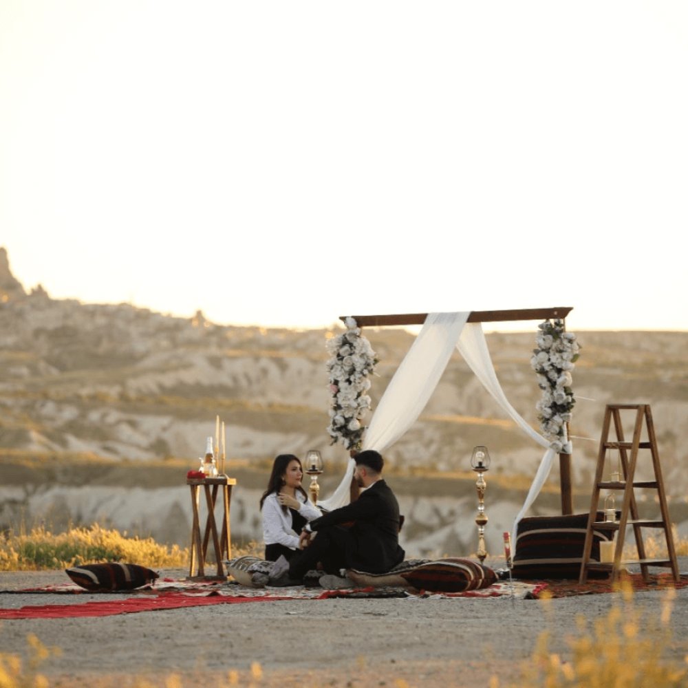 Kapadokya Gün Doğumunda Standart Evlilik Teklifi