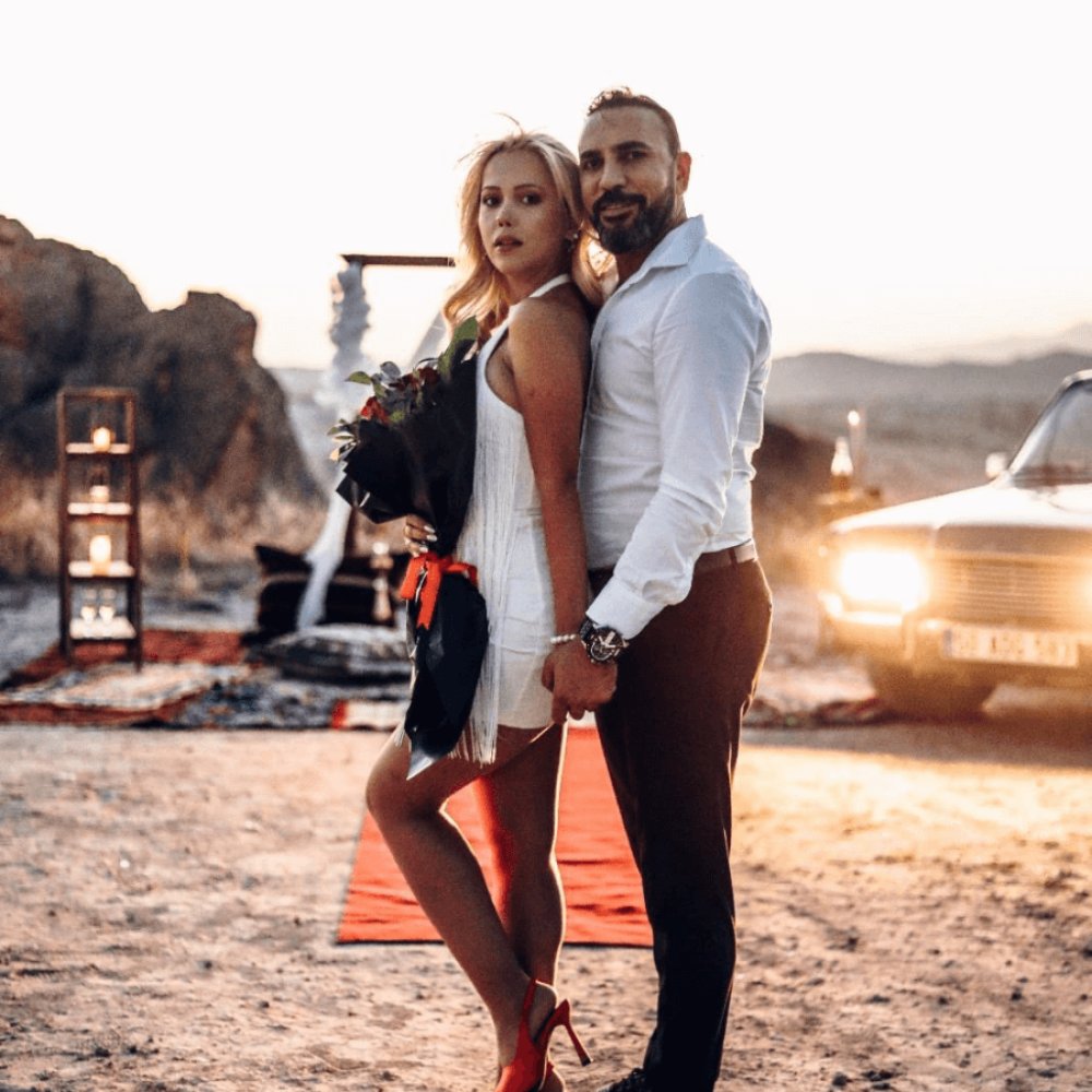 Kapadokya Gün Doğumunda Standart Evlilik Teklifi