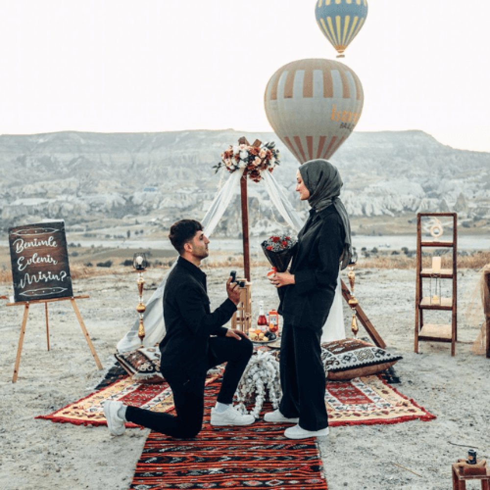 Kapadokya Gün Doğumunda Süper Evlilik Teklifi