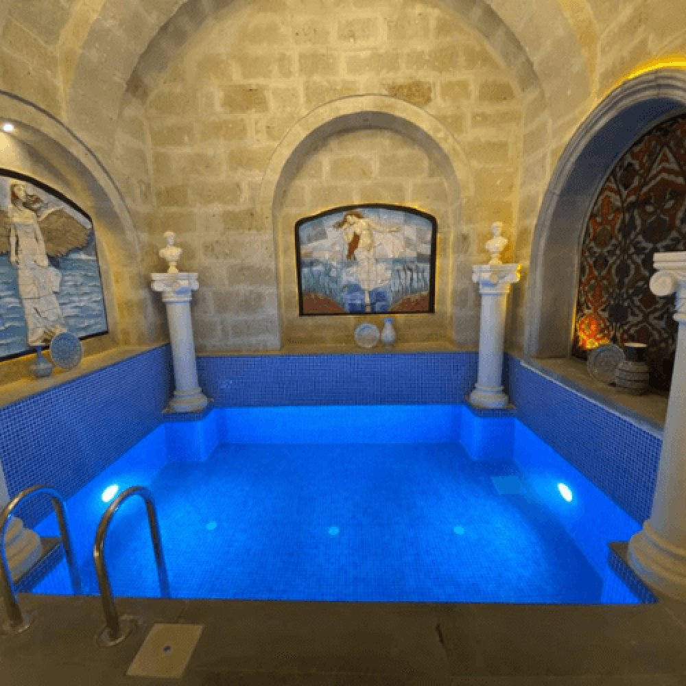 Kapadokya Otelleri Havuzlu Oda - Balon Gören