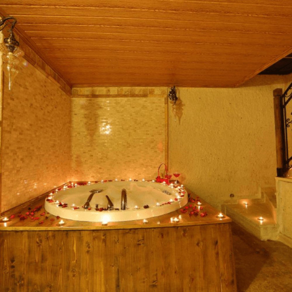 Kapadokya Otelleri Jakuzili Oda - Balon Gören