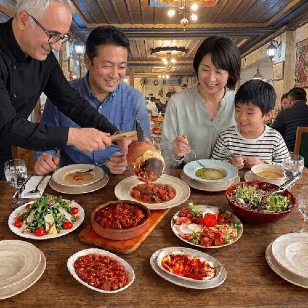 Kapadokya Şovlu Testi Kebabı Etli