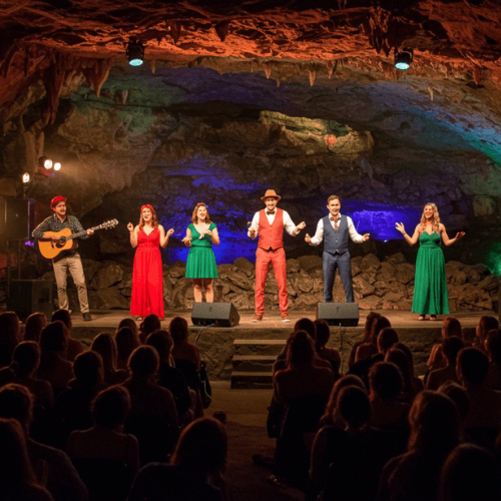 Kapadokya Yılbaşı 2025 Türk Gecesi Eğlencesi