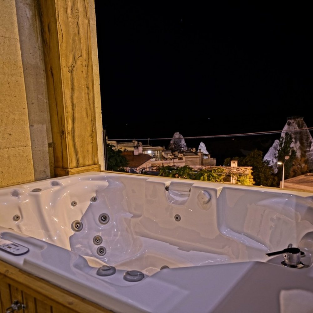 Kappadoks Cave Hotel Balkonlu Dublex Suite