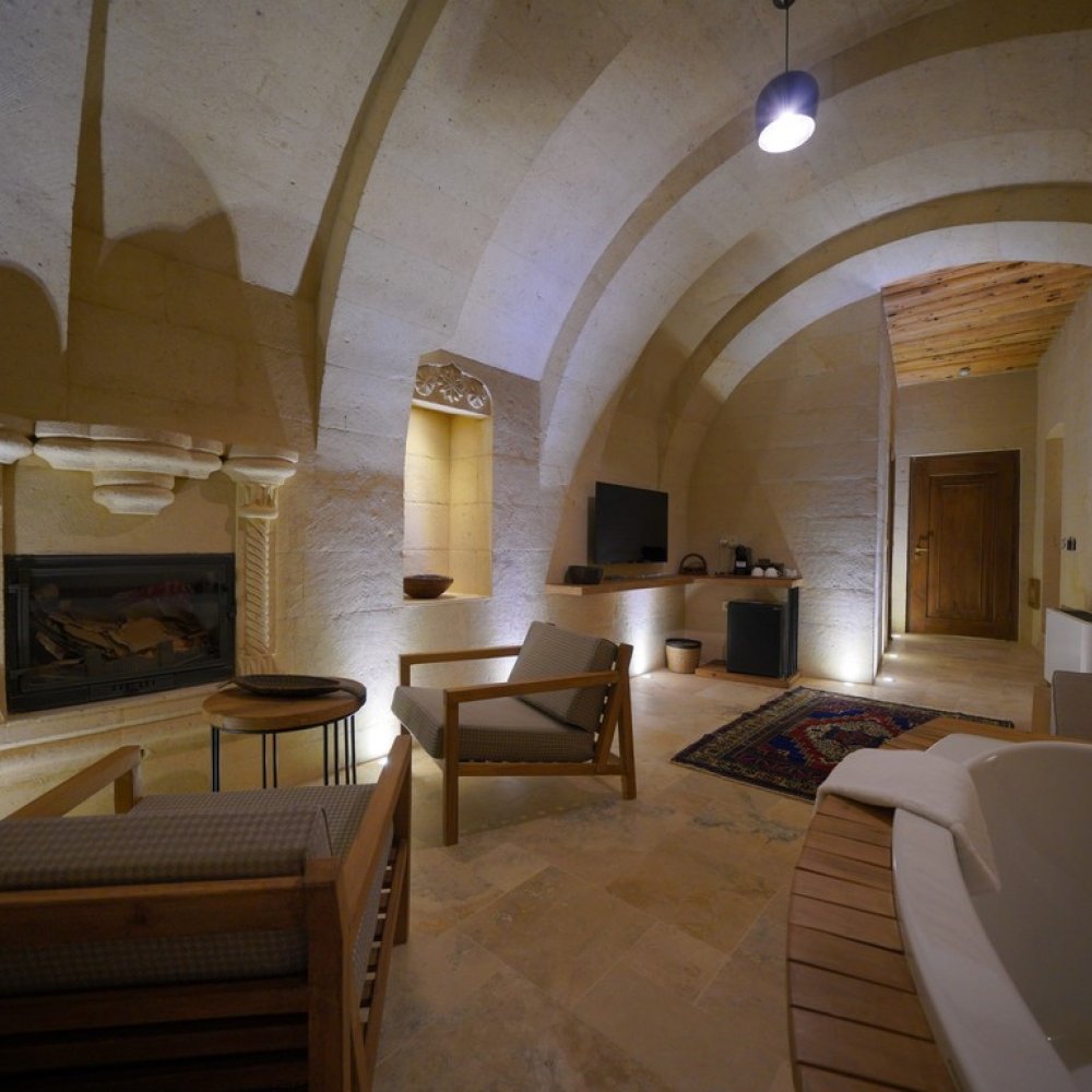 Kappadoks Cave Hotel Manzaralı Taş Suite
