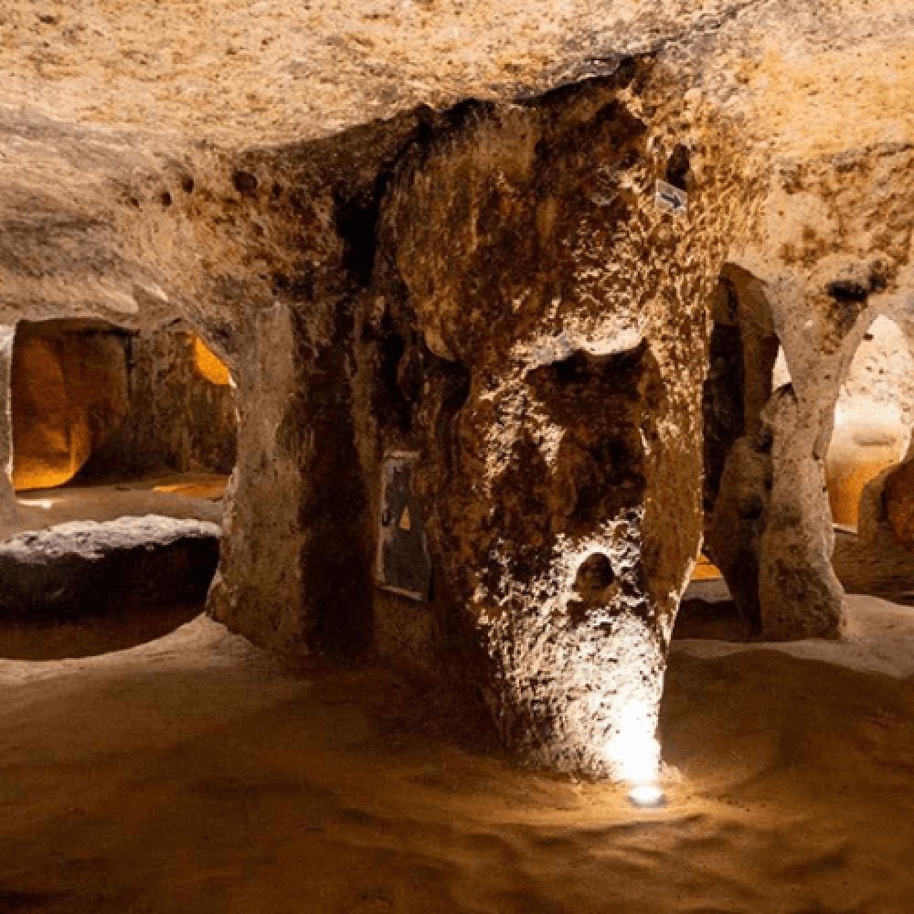 Kaymaklı Yeraltı Şehri Kapadokya
