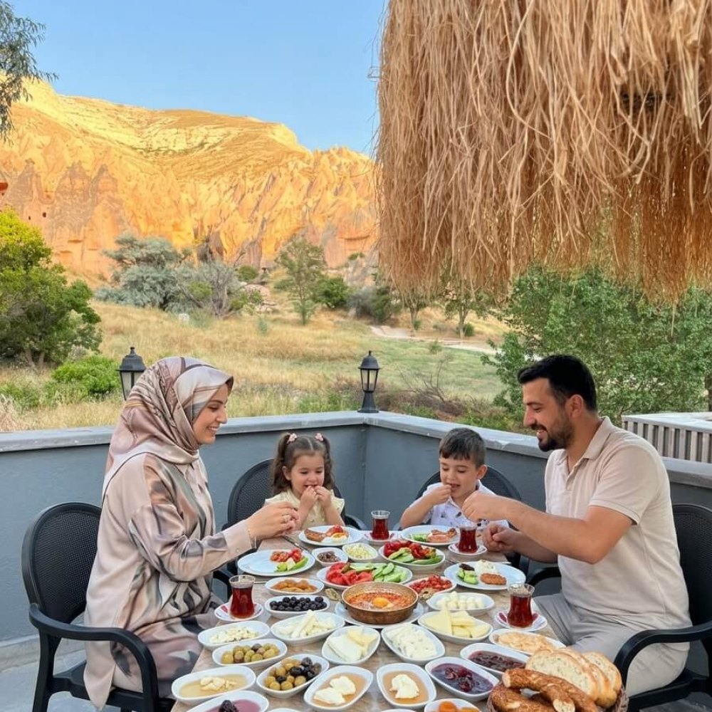 Ürgüp Göreme Kahvaltı Yerleri Zelve Açık Hava Müzesi