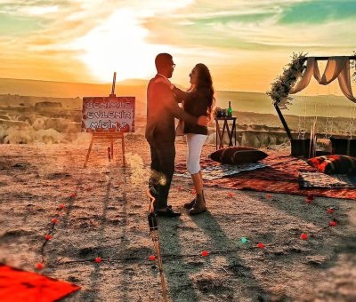 Kapadokya Gün Batımında Platinum Evlilik Teklifi