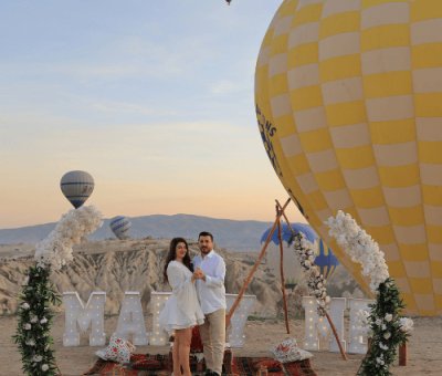 Kapadokya Gün Doğumunda Platinum Evlilik Teklifi