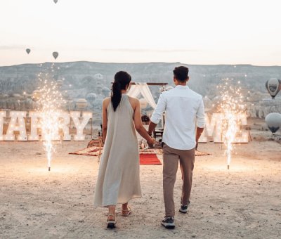 Kapadokya Gün Doğumunda Standart Evlilik Teklifi
