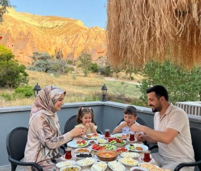 Kapadokya Kahvaltı Yeri Zelve Açık Hava Müzesi Terası