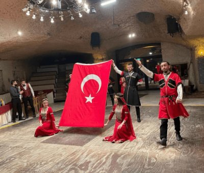 Kapadokya Türk Gecesi Yemek + Alkol