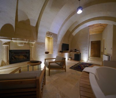 Kappadoks Cave Hotel Manzaralı Taş Suite