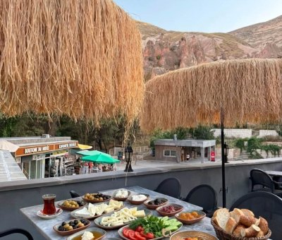 Zelve Açık Hava Müzesi Çavuşin Serpme Kahvaltı